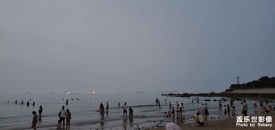 【視覺(jué)盛夏】+ 清涼游海邊