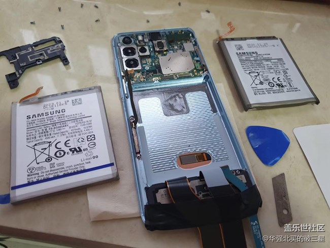 換來(lái)?yè)Q去還是白色的好看