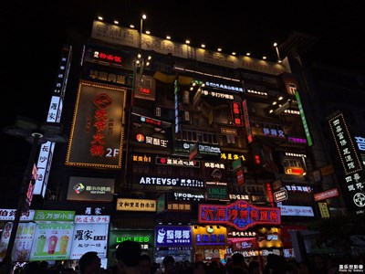 【鏡頭里的故事】+長(zhǎng)沙夜晚