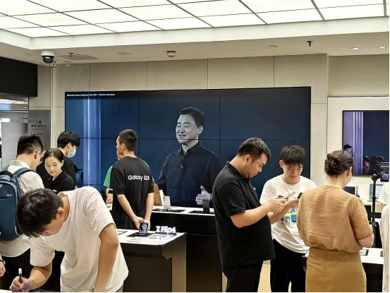 【第五代折疊新品】第五代折疊新品發(fā)布直播廣州門店現(xiàn)場回顧