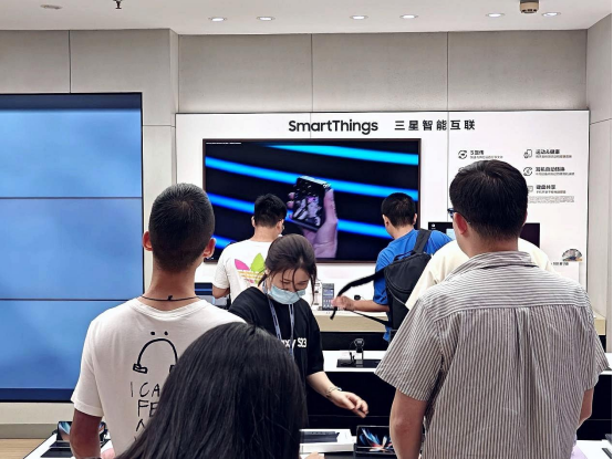 【第五代折疊新品】第五代折疊新品發(fā)布直播廣州門店現(xiàn)場回顧