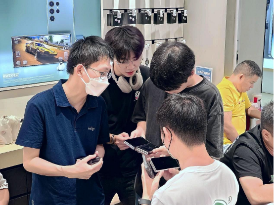 【第五代折疊新品】第五代折疊新品發(fā)布直播廣州門店現(xiàn)場回顧