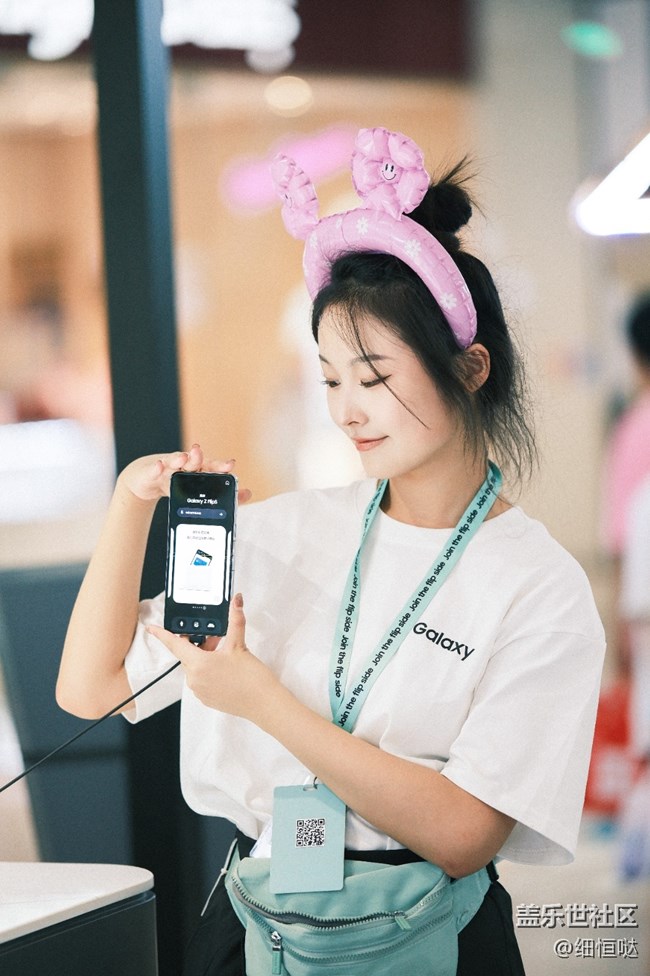 折疊第五代 誰(shuí)能不愛(ài) 濟(jì)南三星快閃店活動(dòng)回顧 折疊第五代 誰(shuí)能不愛(ài) 濟(jì)南三星快閃店活動(dòng)回顧