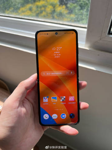 Zflip4內(nèi)屏很舒適