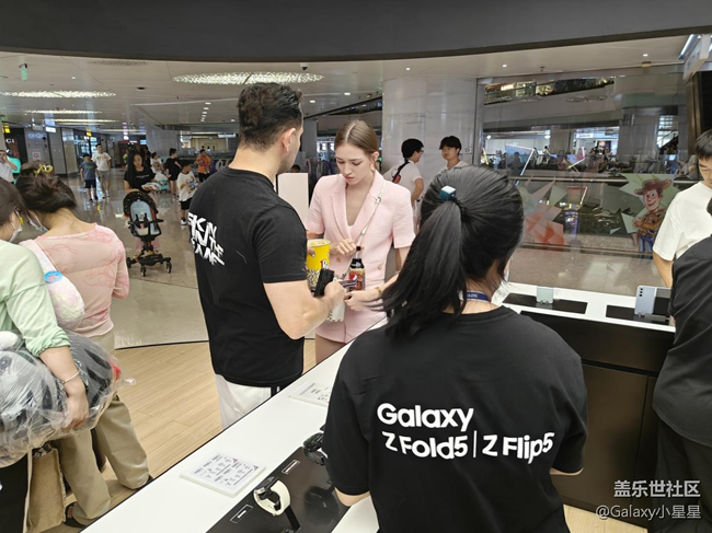 三星Z Fold5和Z Filp5新品中國區(qū)發(fā)布會（廣州站）直播現(xiàn)場