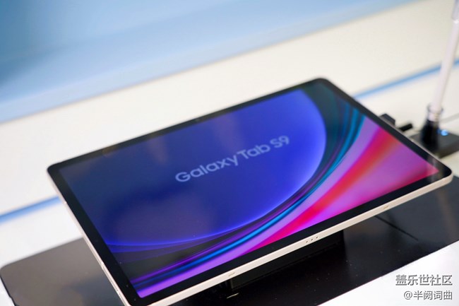 【第五代折疊屏快閃店】第五代折疊屏值得你的喜愛 【第五代折疊屏快閃店】第五代折疊屏值得你的喜愛