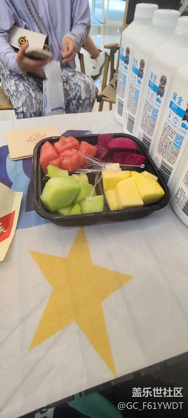 【第五代折疊屏快閃店】我又來體驗(yàn)啦