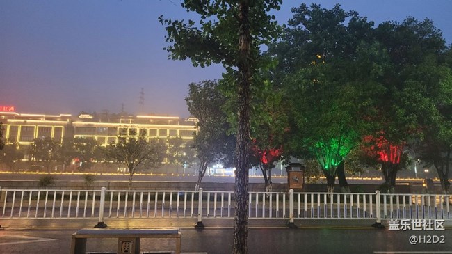 【街景】暴雨的大街