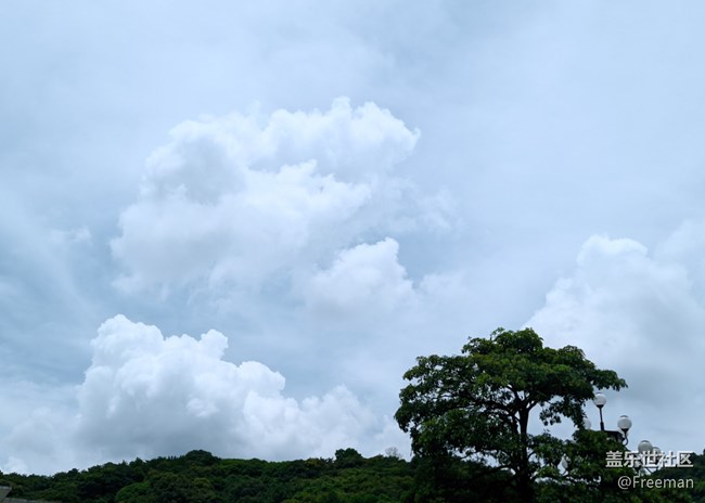 【長焦距下的城市之美】天空中的藝術(shù)雕塑