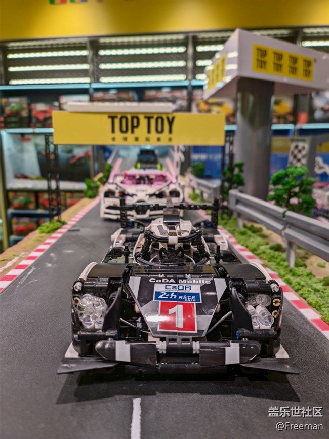 【會(huì)說話的照片】汽車?guó)Q笛聲