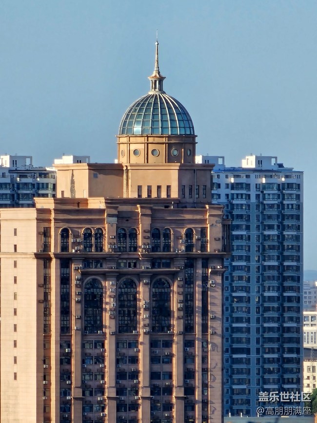 【長(zhǎng)焦距下的城市之美】哈爾濱之秋