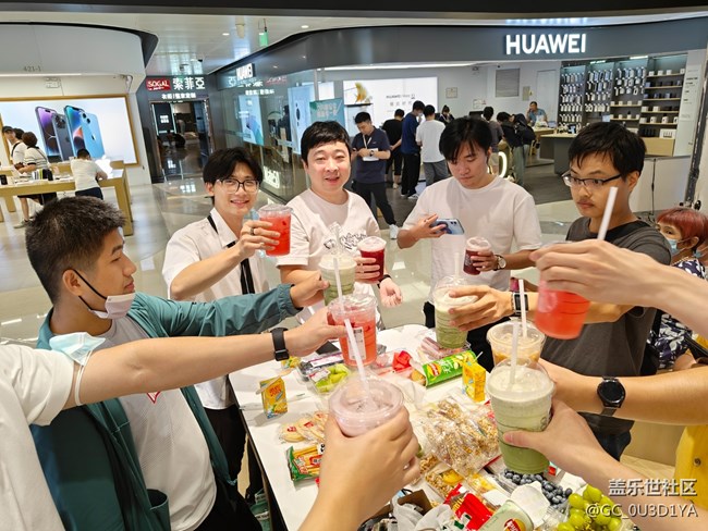 【品鑒第五代新品】第五代折疊新品發(fā)布廣州快閃門店現(xiàn)場