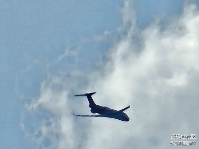 【長(zhǎng)焦距下的城市之美】哈爾濱之秋