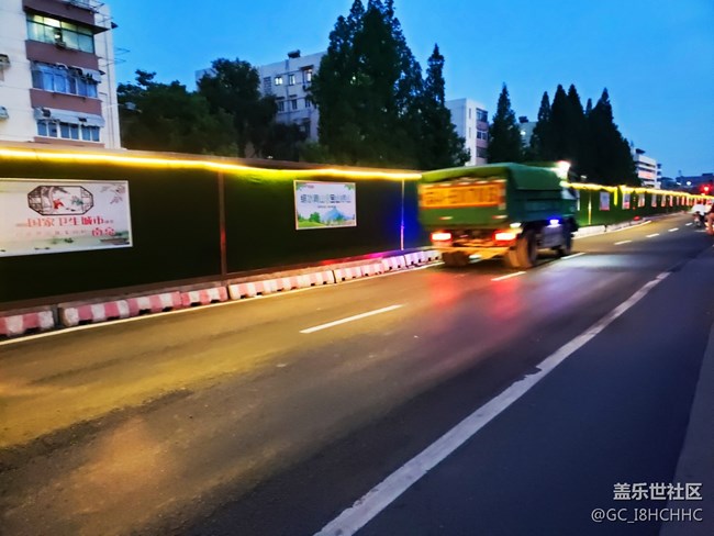 【街景】+地鐵工地