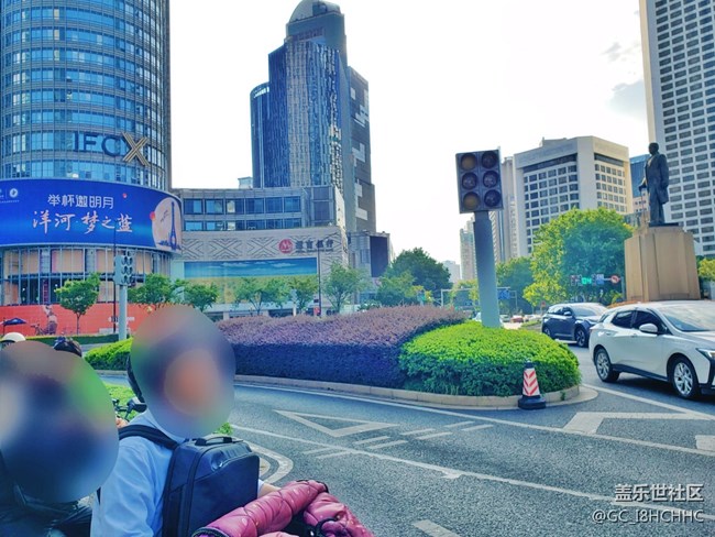 【街景】+新街口東南角