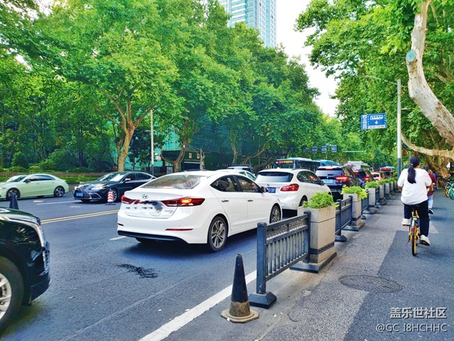 【街景】+新街口東北角