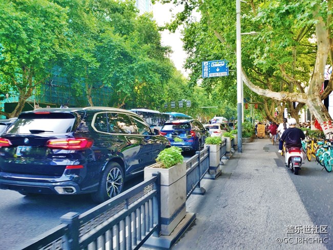 【街景】+新街口東北角