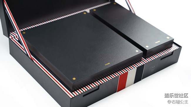 Galaxy Z Fold5 Thom Browne限量版精美圖賞