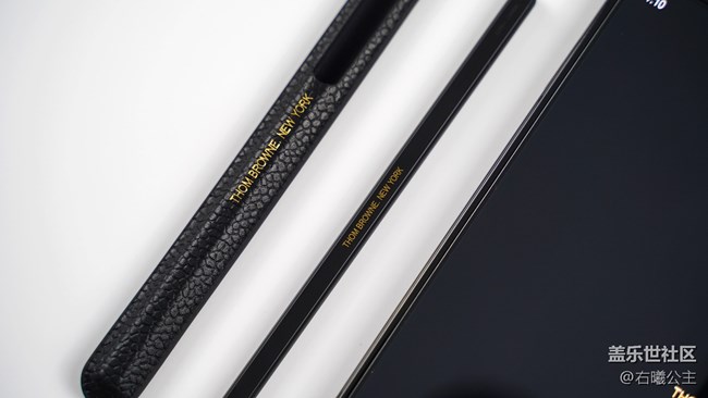 Galaxy Z Fold5 Thom Browne限量版精美圖賞