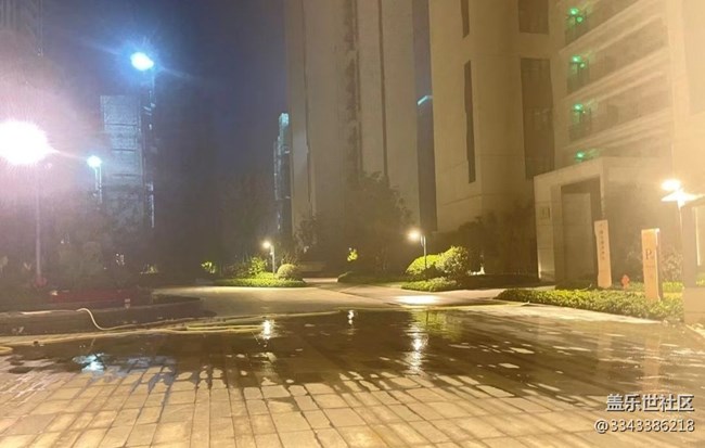 【夜景街頭】新房