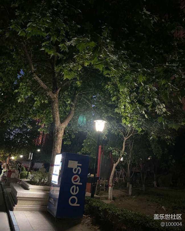 【夜景街頭】夜晚的街