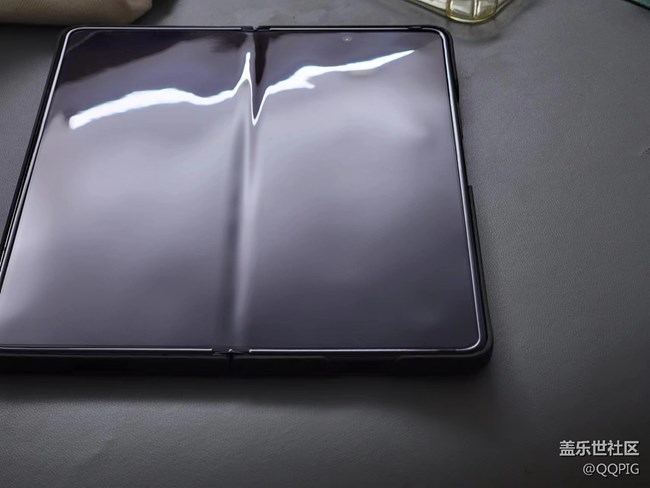 大家的FOLD5會出現褶皺問題嗎？