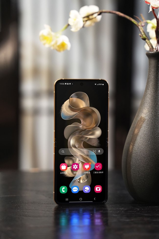 心系天下三星W24 | W24 Flip 美圖賞