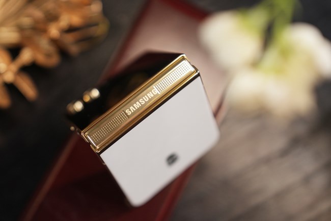 心系天下三星W24 | W24 Flip 美圖賞