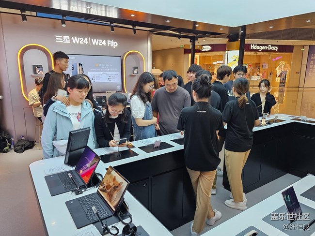 濟南W24系列快閃店欣賞 濟南W24系列快閃店欣賞