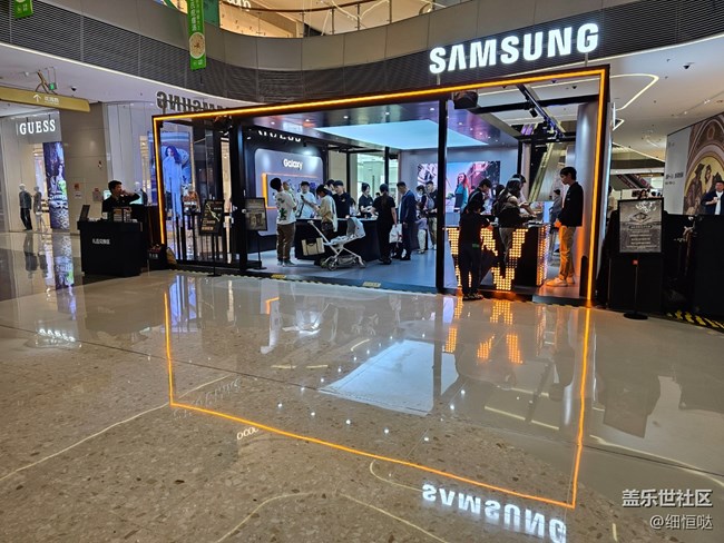 濟南W24系列快閃店欣賞 濟南W24系列快閃店欣賞