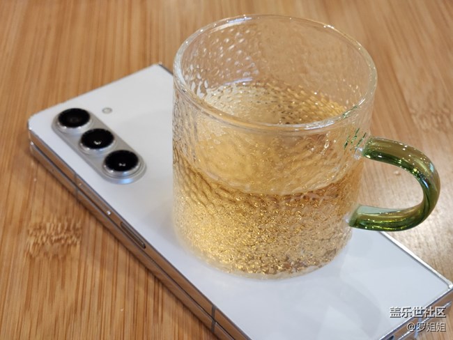 【第五代折疊屏手機體驗活動】+開合之間