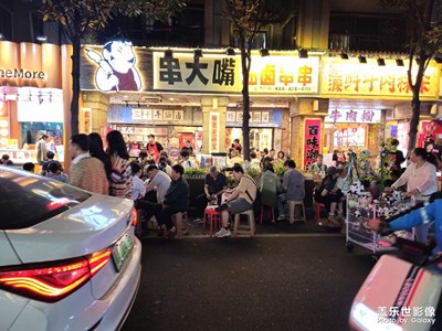 【雙節(jié)小長假】太擠了人山人海