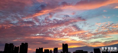 漂亮的晚霞