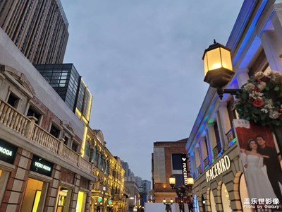 【雙節(jié)小長(zhǎng)假】逛漢街看夜景