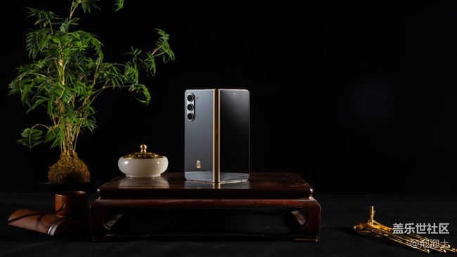 心系天下 三星W24｜W24 Flip:尊享奢華美學(xué)