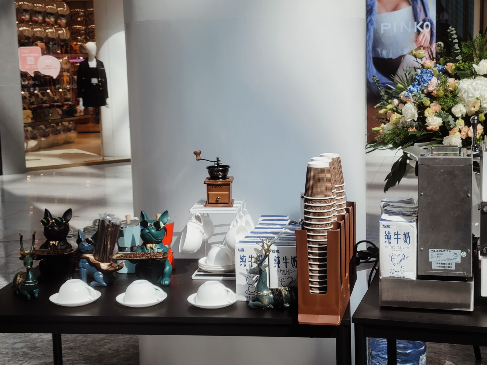 【三星W24 |W24 Flip快閃店打卡】+心系天下系列快閃店打卡 【三星W24 |W24 Flip快閃店打卡】+心系天下系列快閃店打卡