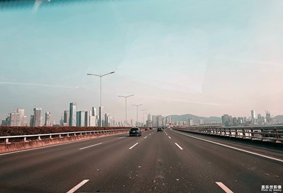 【鏡頭里的秋日私語(yǔ)】+路在腳下