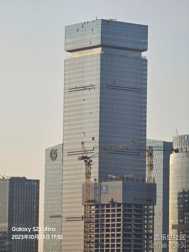 專業(yè)模式RAW和官方相機直出