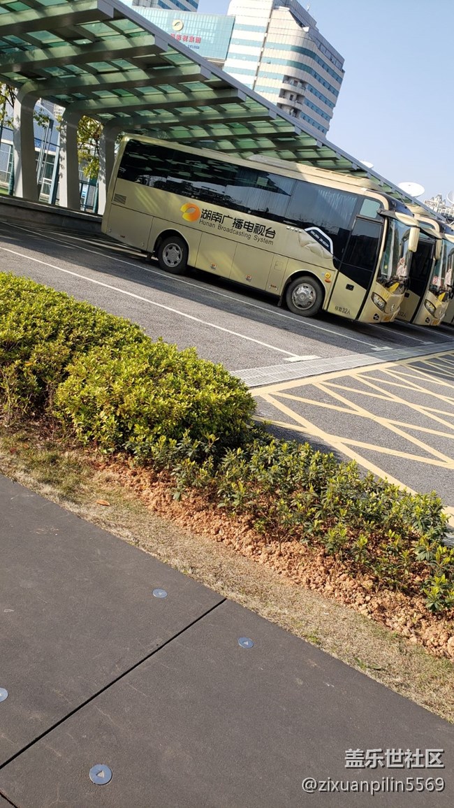 NOTE9手機(jī)與W24flip這疊機(jī)照的區(qū)別在哪？