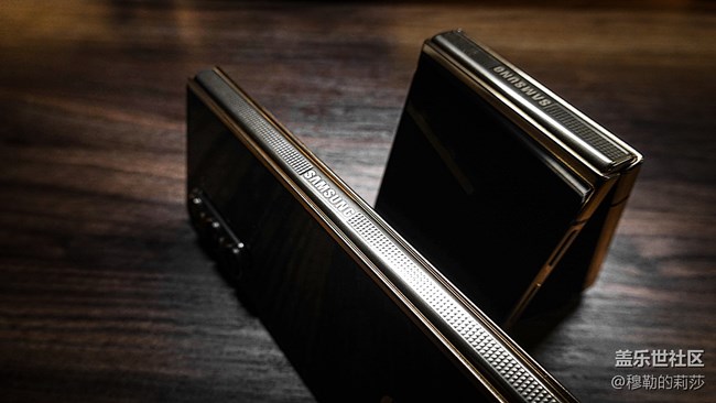 【時(shí)間仰止，風(fēng)雅不移】三星W24|W24 Flip圖文賞析