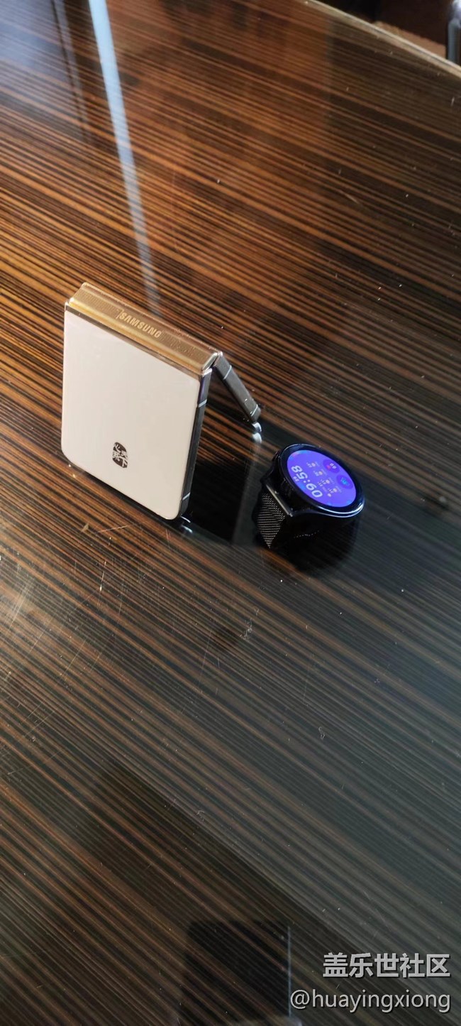 #三星W24 |W24 Flip快閃店打卡