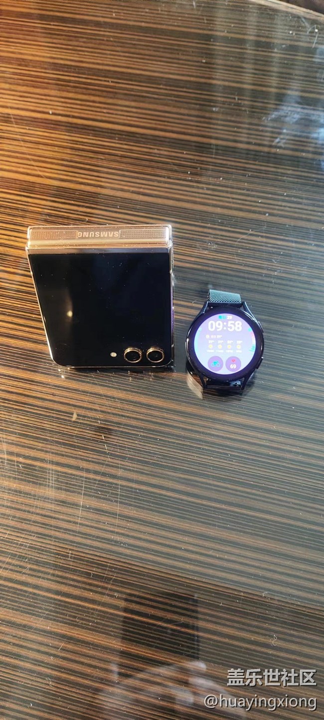 #三星W24 |W24 Flip快閃店打卡