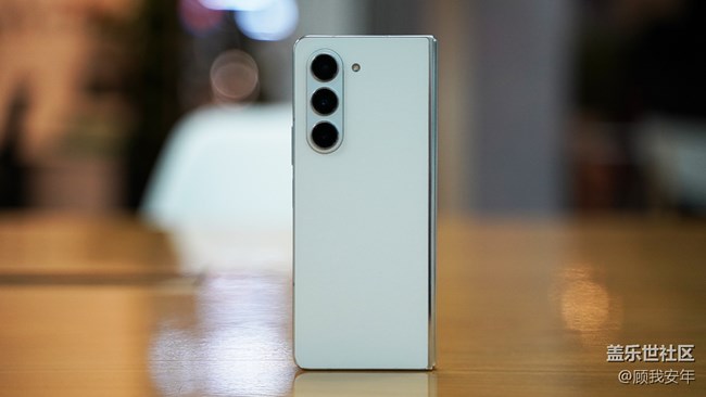 Galaxy Z Fold5「底部任務(wù)欄」，了解一下～