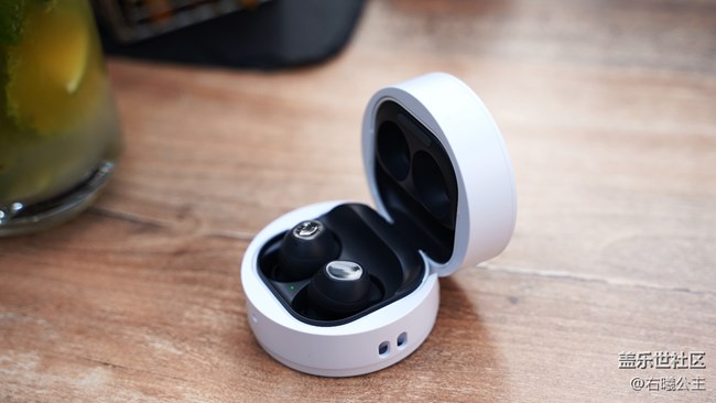 彰顯創(chuàng)新風(fēng)格 三星耳機(jī)保護(hù)殼精美圖賞 彰顯創(chuàng)新風(fēng)格 三星耳機(jī)保護(hù)殼精美圖賞