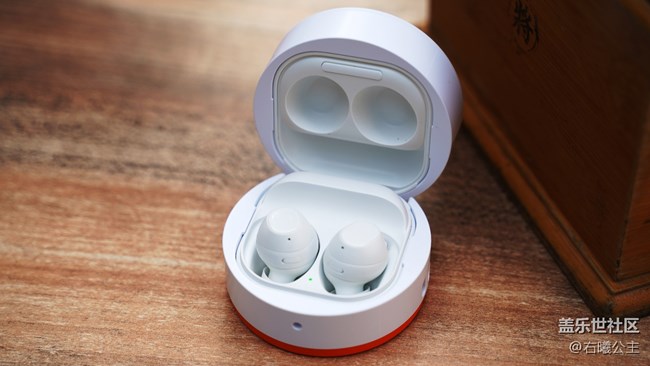 彰顯創(chuàng)新風(fēng)格 三星耳機(jī)保護(hù)殼精美圖賞 彰顯創(chuàng)新風(fēng)格 三星耳機(jī)保護(hù)殼精美圖賞