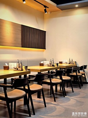 一家韓簡餐店