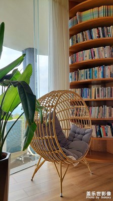 【一鏡一世界】小書屋
