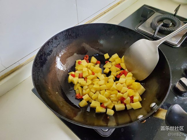 【冬季霸王餐】土豆燒茄子，香軟好下飯