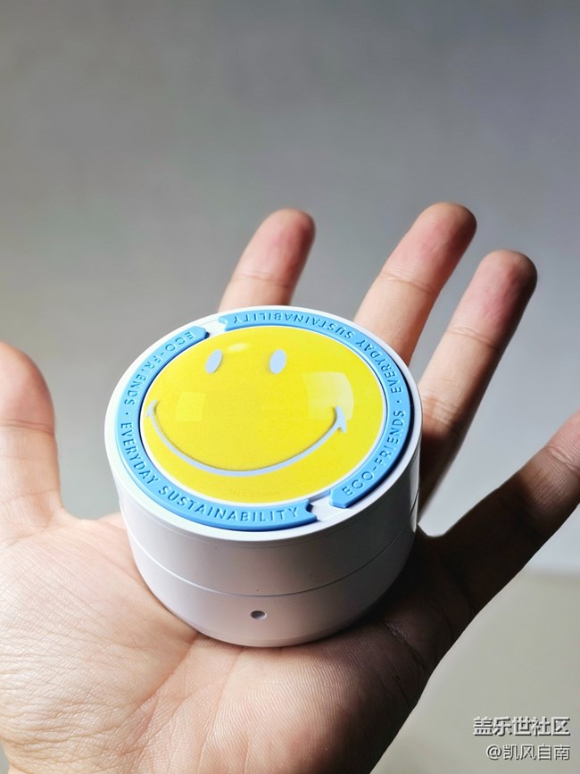 美好的一天從三星耳機殼開始