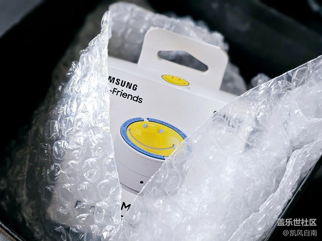 美好的一天從三星耳機殼開始